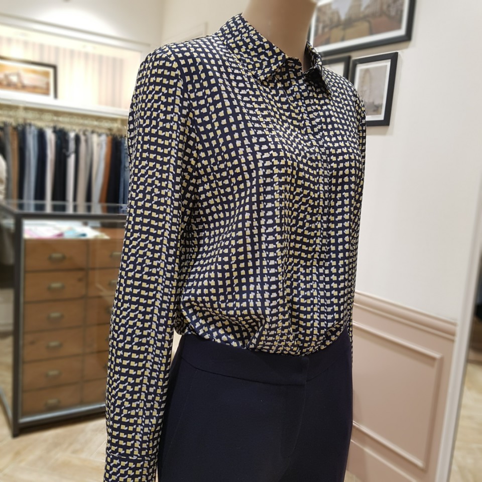 BCBG 스터프 프린트 블라우스 B0A2B426  32 : 롯데아울렛 율하점 BCBG