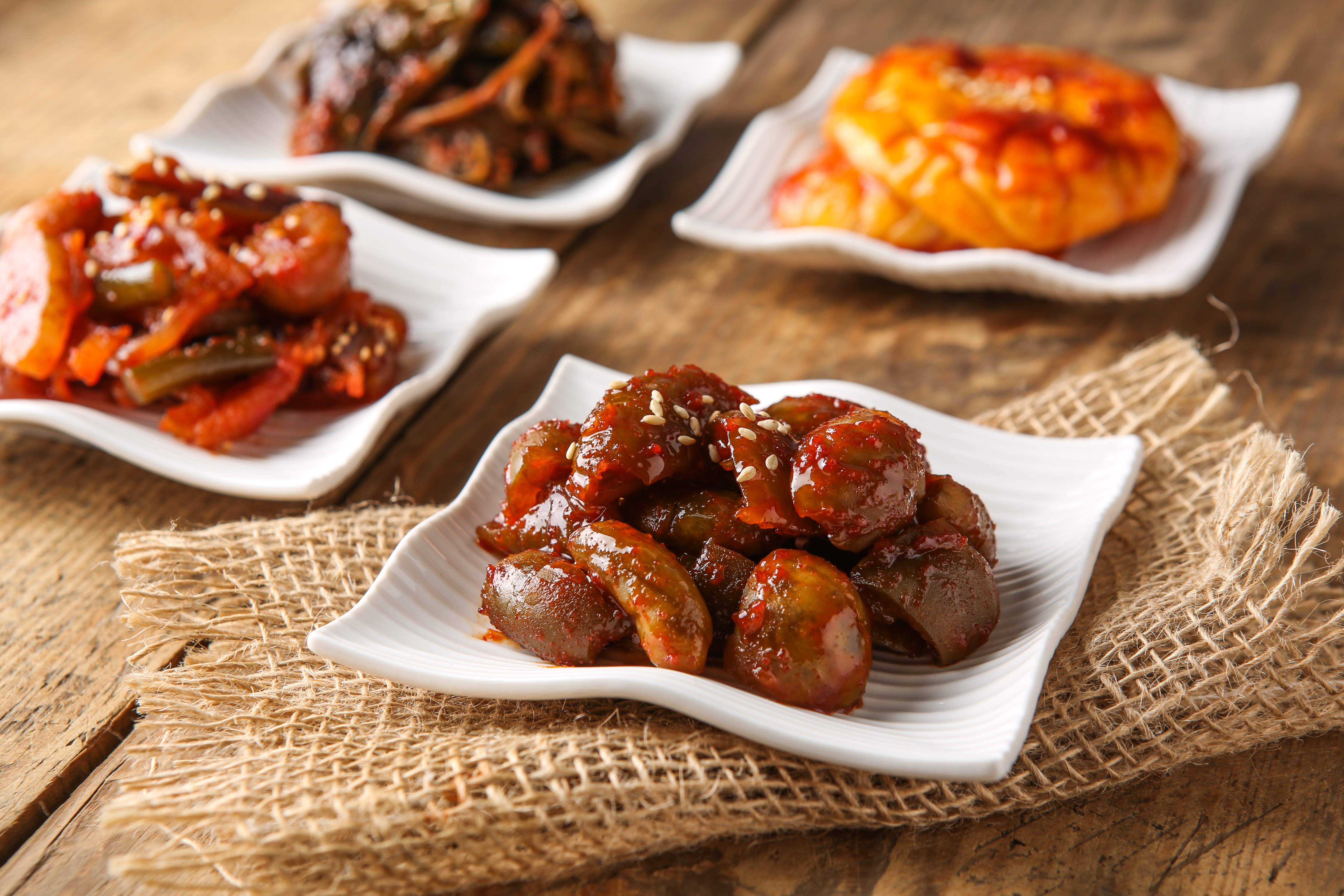 순창 김용순전통식품 청매실장아찌 500g(국산 수제장아찌) : 김용순전통식품