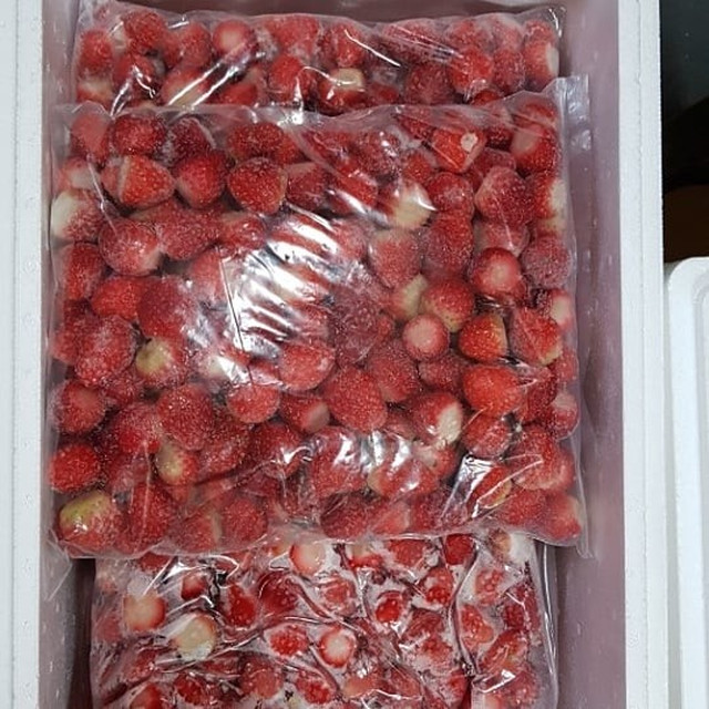 GAP 인증 국내산 거창 냉동딸기 10kg 국산 냉동 딸기 : 농부마누라