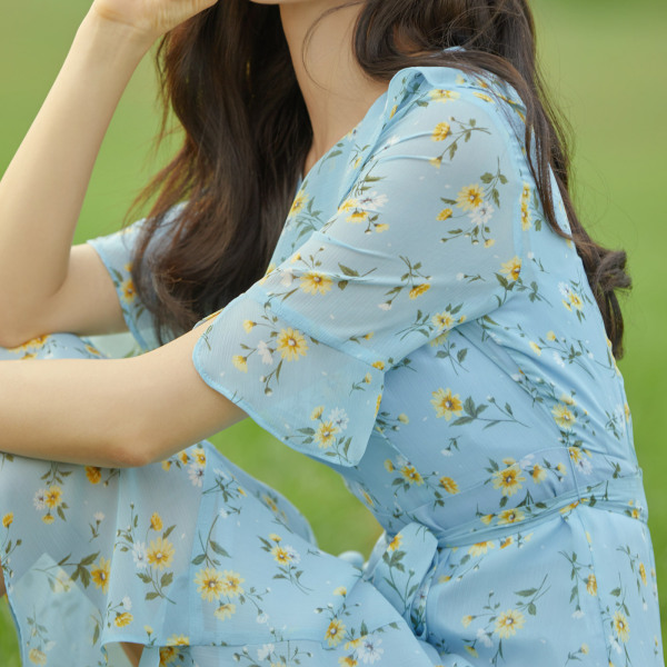 플라워 벨티드 원피스 (3colors)_RMOWA2502A : 로엠진해점