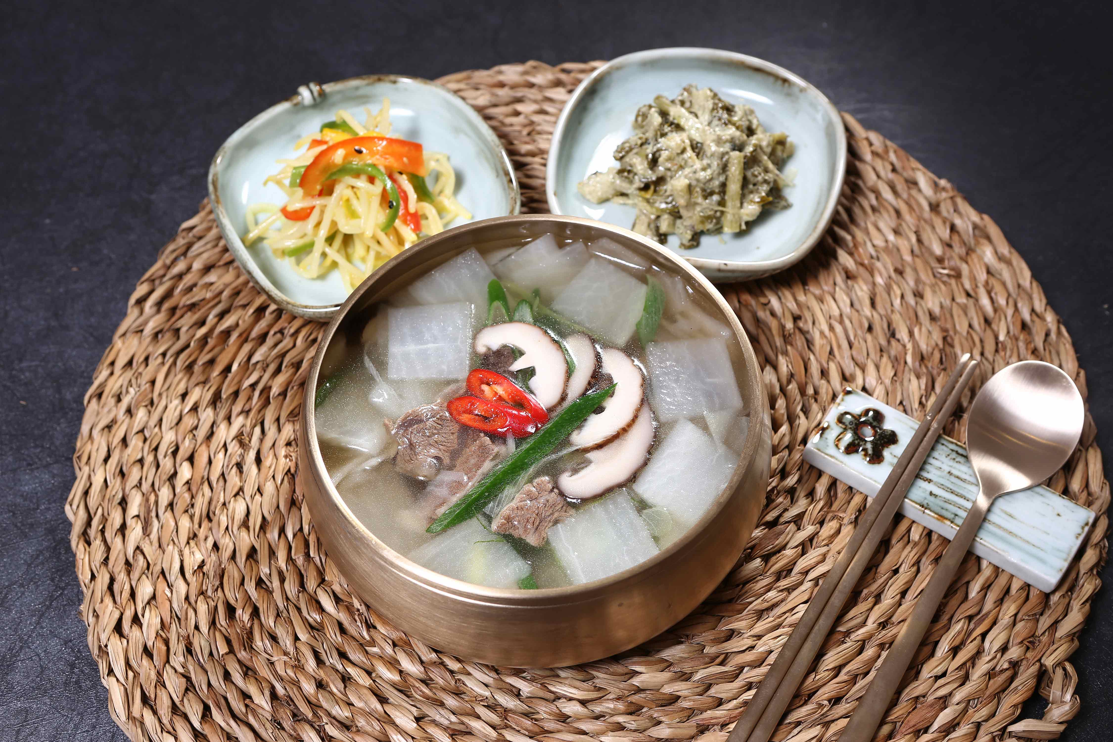 금강수림 캠핑 초 간단 밀키트 한우소고기무국 1kg : 금강수림