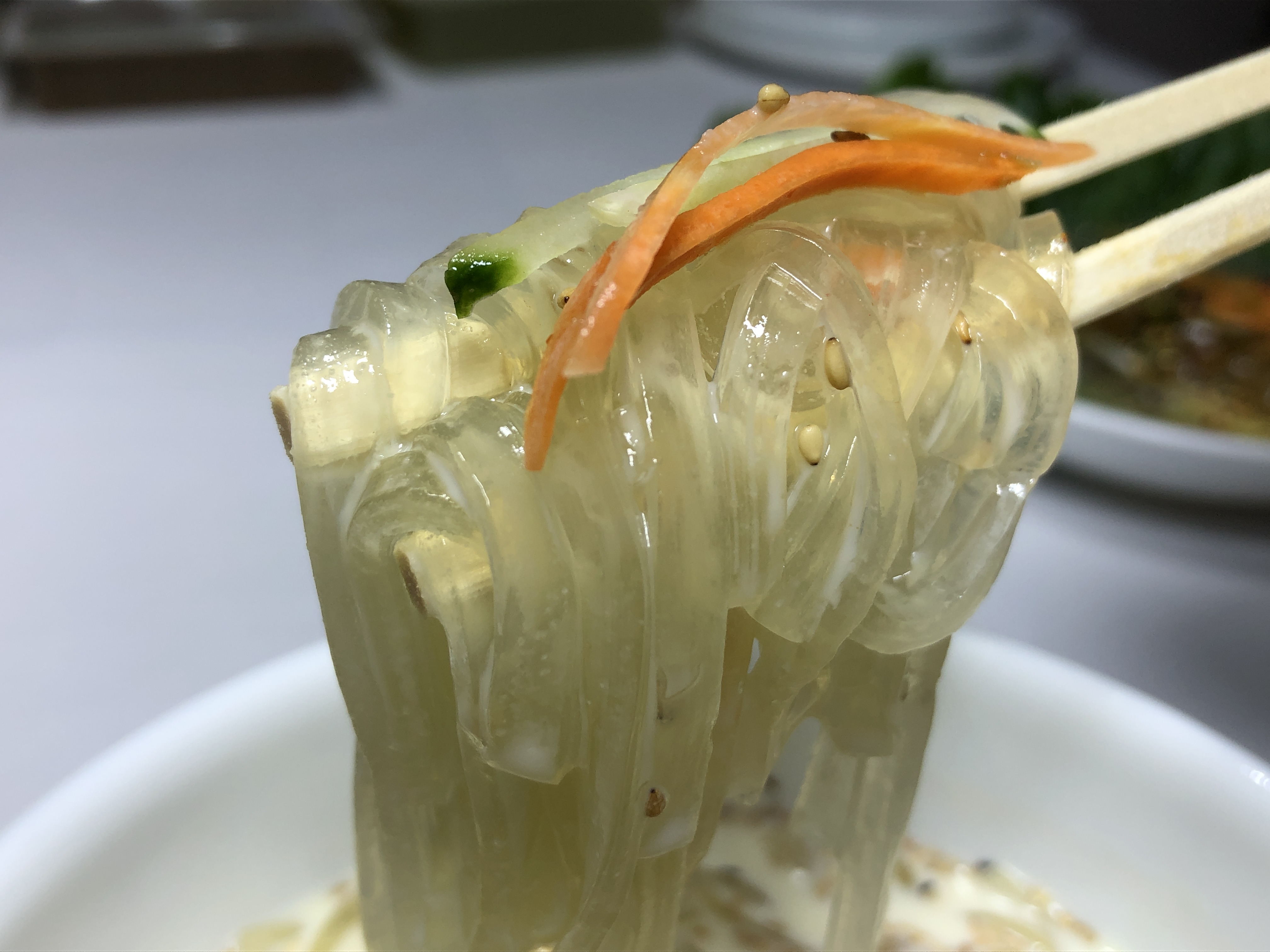 월산식품 50년 전통 우묵채 / 우무채 / 우뭇가사리 400g : 월산식품