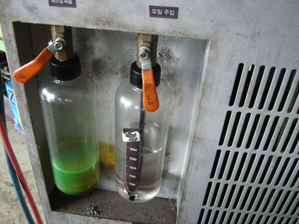 자동차 에어컨 냉매 가스누설 차단제 존슨즈 냉동 오일 누설부 탐지 성능개선제 : 오토케미칼