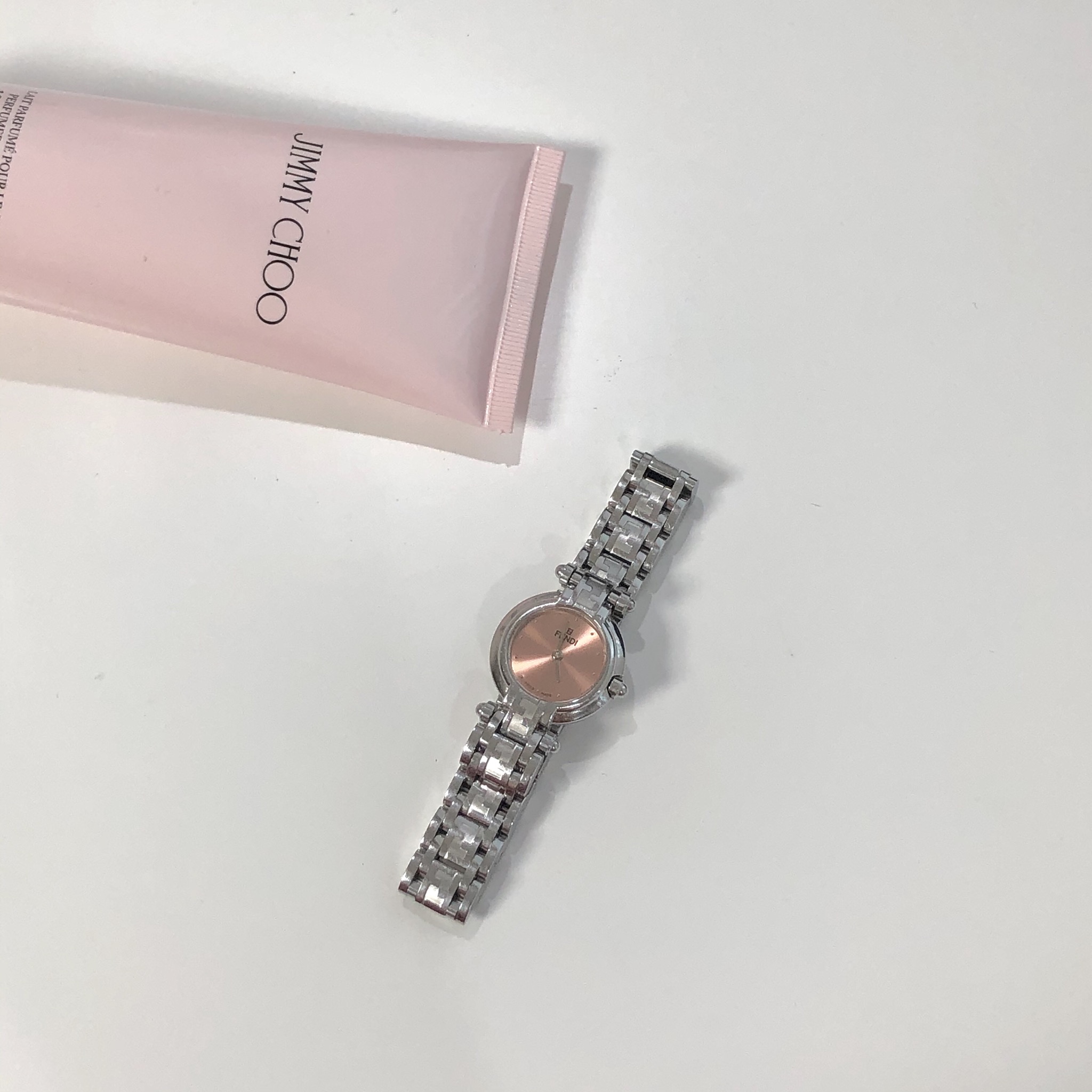 정품 펜디 시계 : 빈티크 Vintique