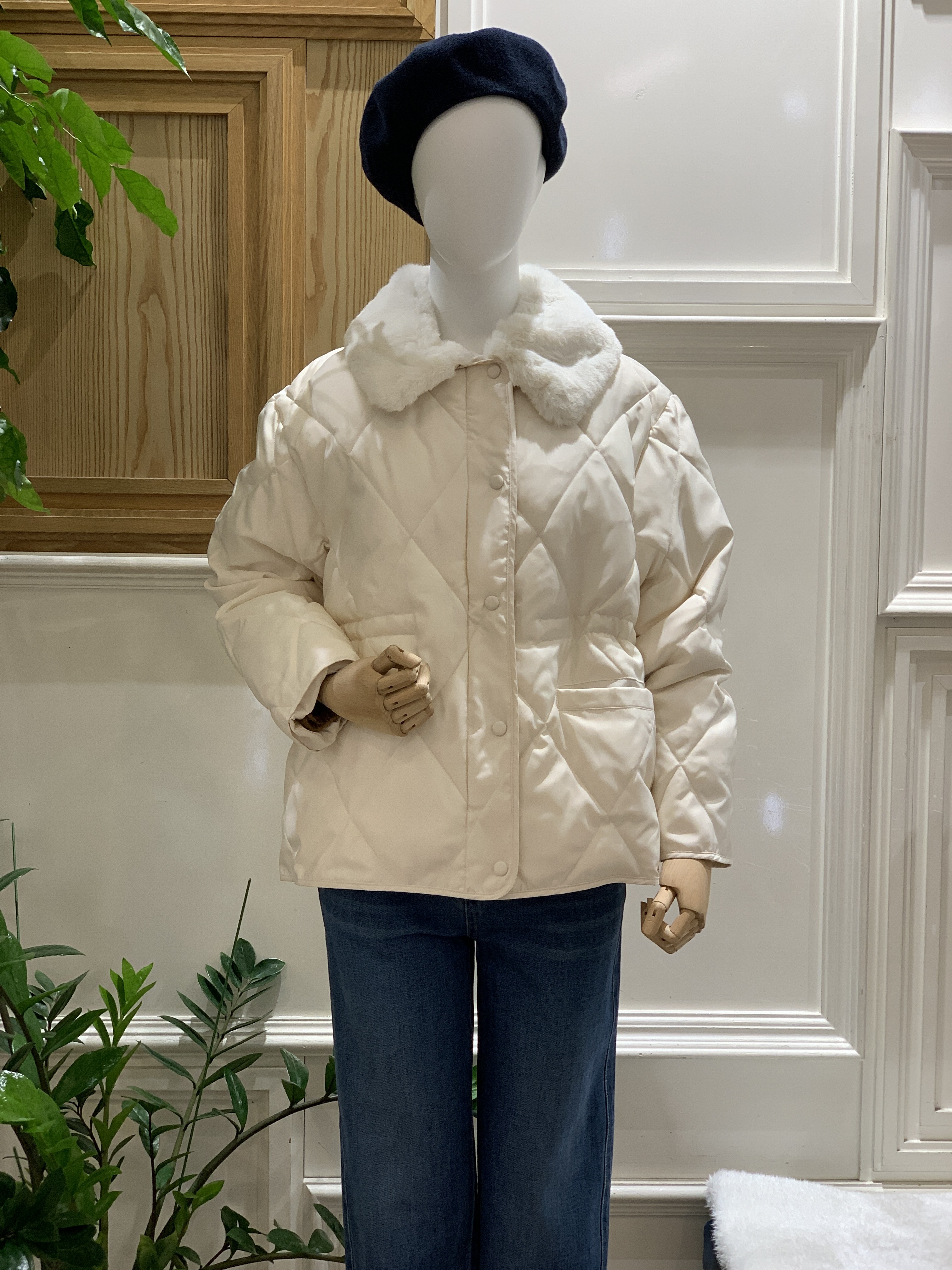 퍼카라숏패딩점퍼 PL4PZ501 : 마리오 플라스틱아일랜드