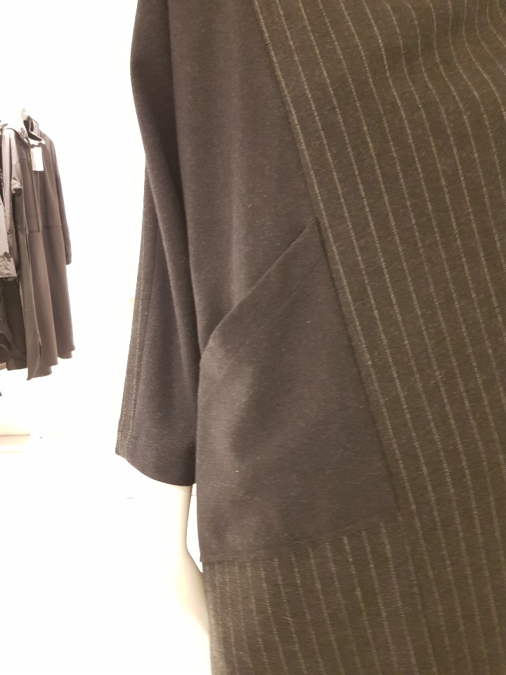 [디데무]돌먼 슬림 원피스 EW1911577 : NC강서점디데무
