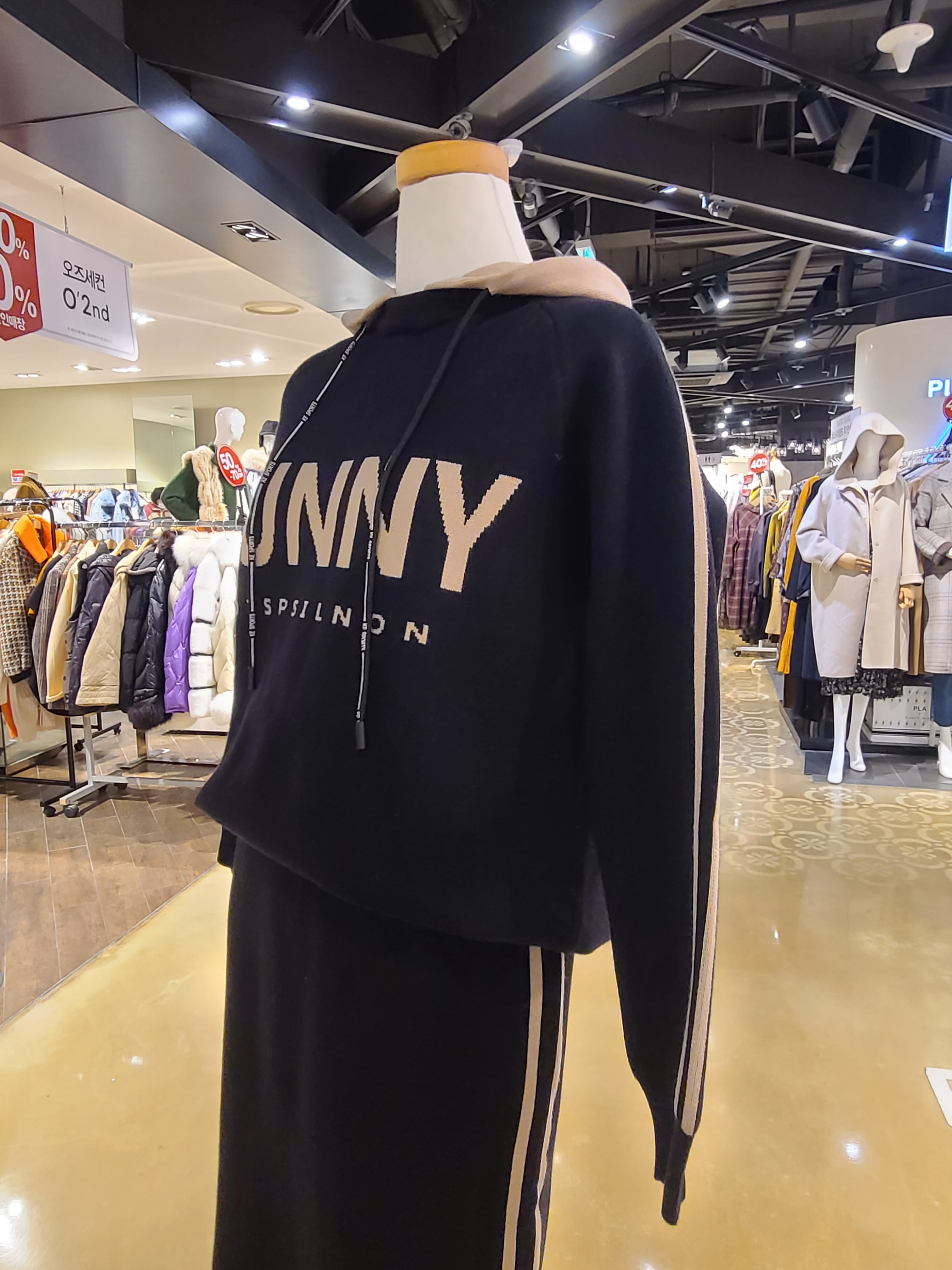 [비지트인뉴욕] SUNNY니트투피스 VVALK80 : 뉴코아 강남 비지트인뉴욕