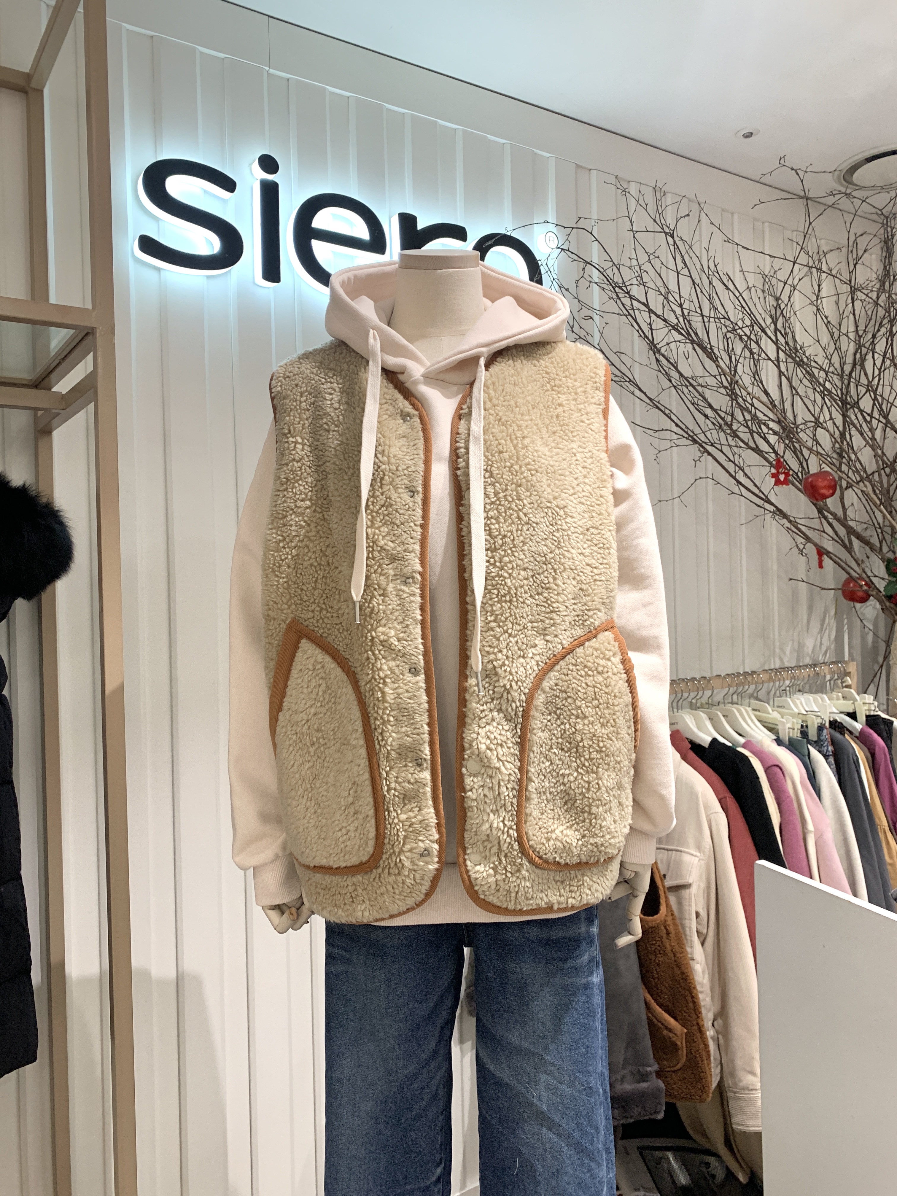 [시에로] 아웃포켓 배색 리버시블 베스트 SG1JPF651 : 마리오아울렛 시에로