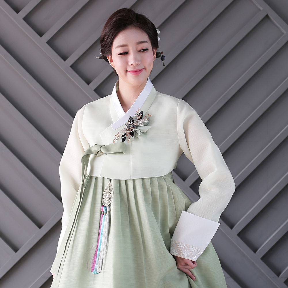 한복대여 늘솜 백옥 앤 연한올리브 혼주 하객한복 : 김홍갑한복