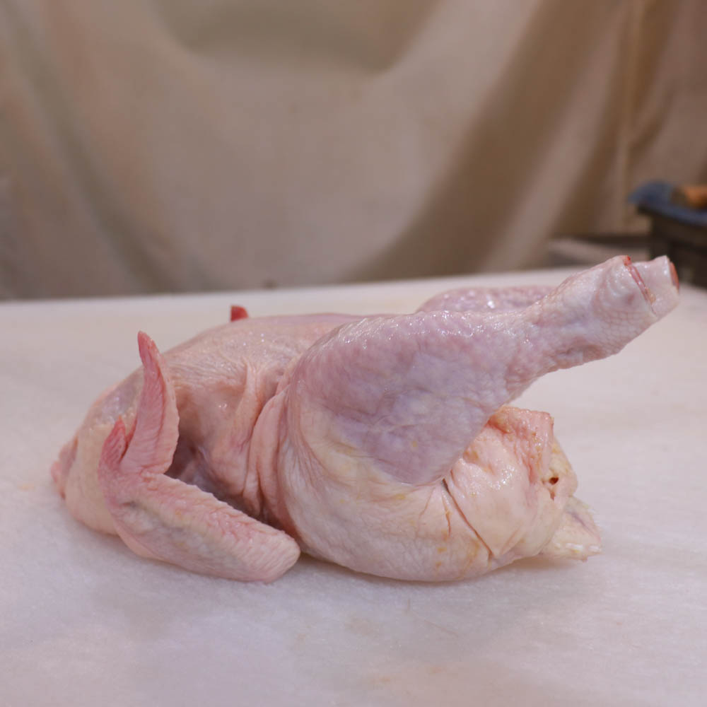 [강서구 배달] 국내산 생닭 1.3kg [남부골목 하림닭집] : 동네시장 장보기