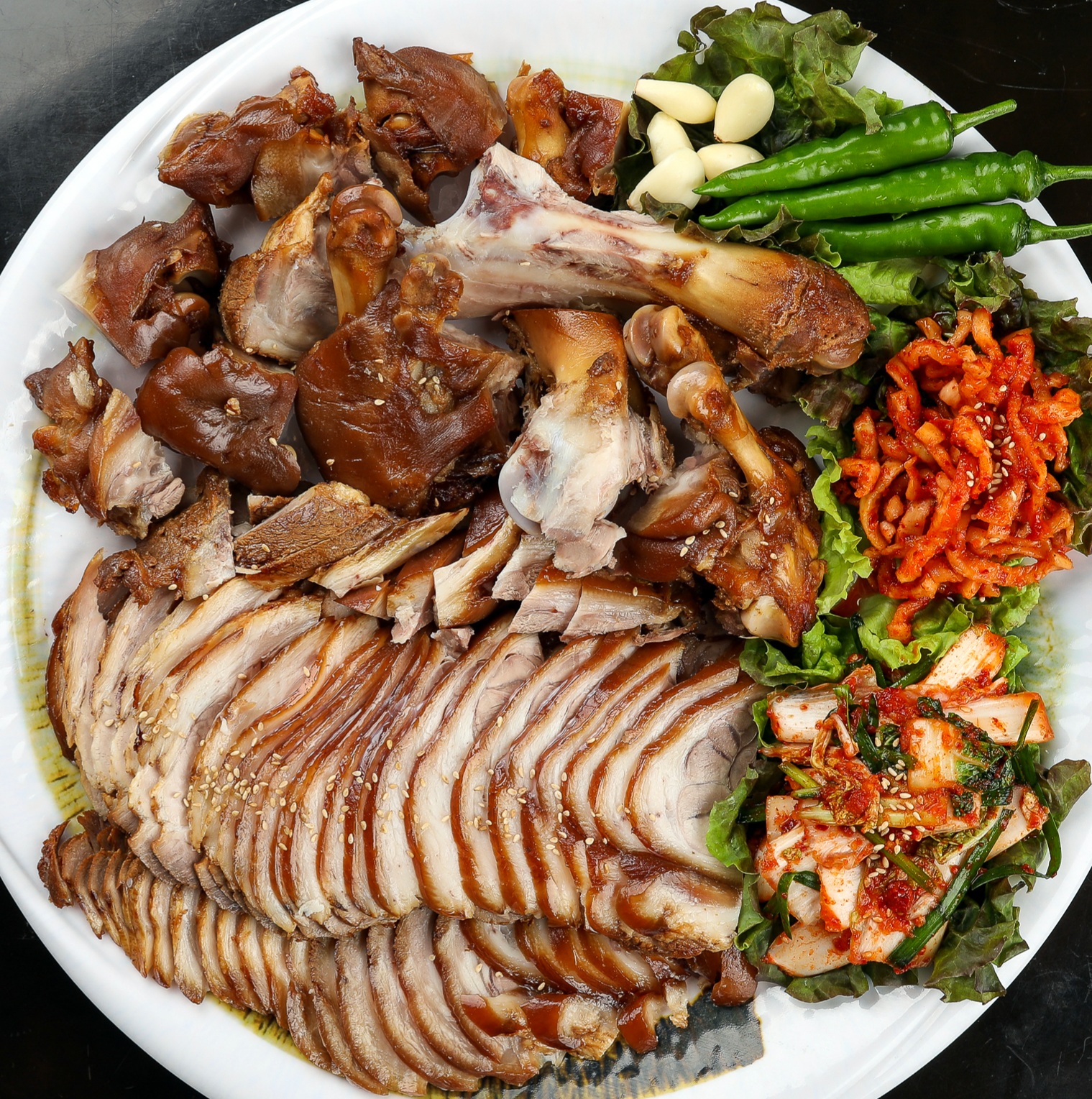 족발의혁명 국내산 왕족발 1.5Kg : 족발의 혁명