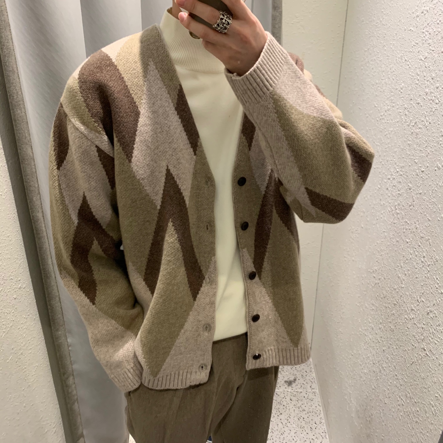 O.아가일 울가디건 : 행달