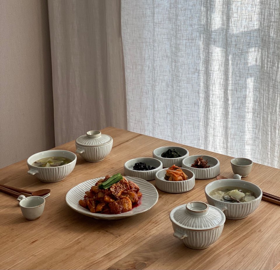 새늘 아람 연잎메인접시 도자기원형그릇 : 새 늘