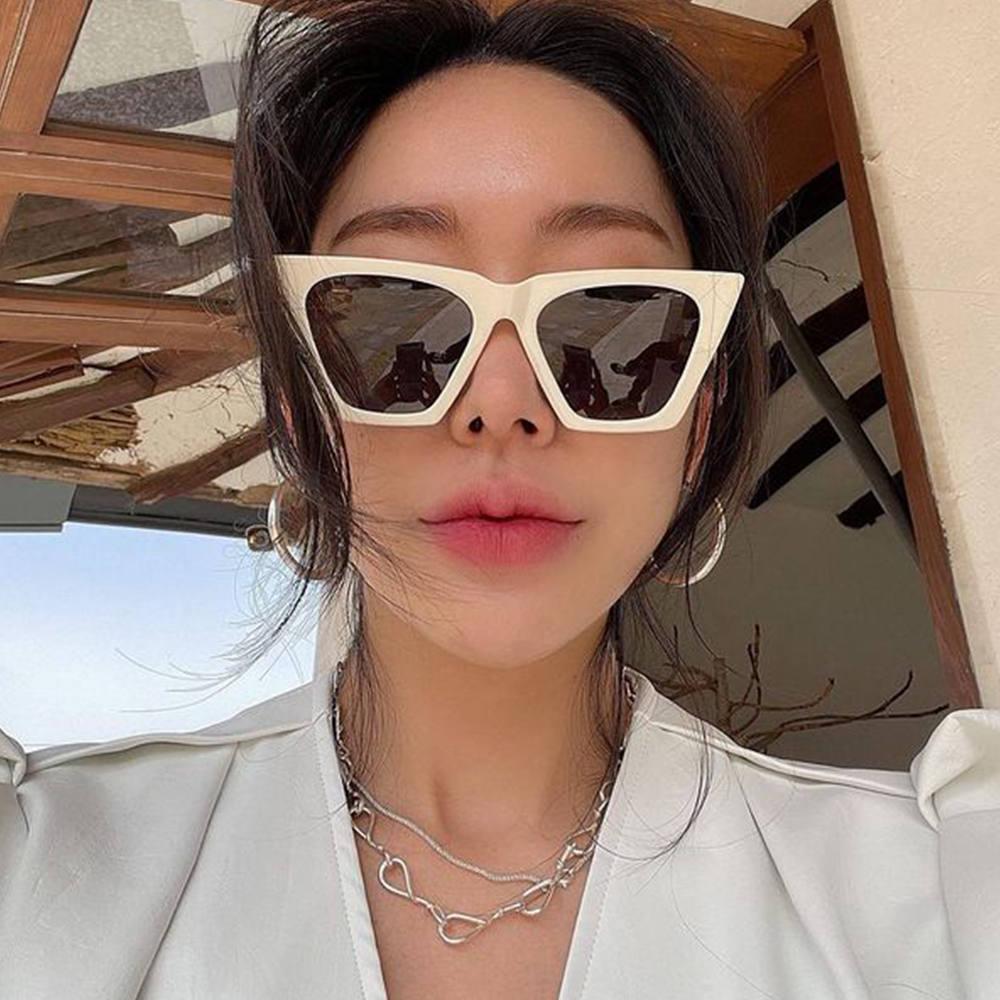 마르카토 라라 화이트 선글라스 mahrcato rara 캣츠아이 패션 썬글라스 : 보고싶다