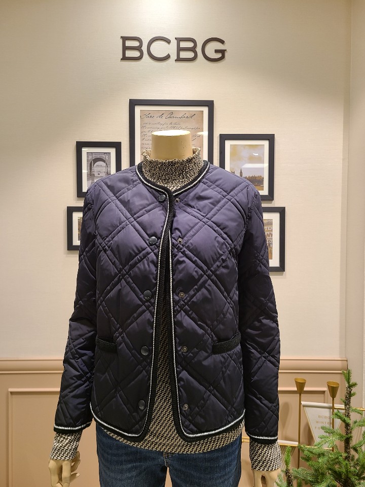 BCBG 몽쉘 퀼팅다운 자켓B1A1F803 : NC평촌점 BCBG