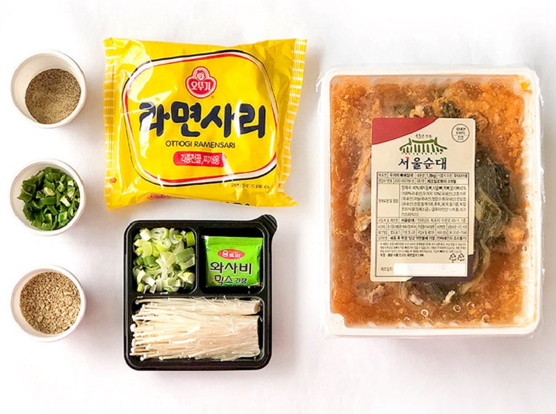 1박2일 방영된 43년전통 목포맛집 우거지 뼈해장국 감자탕 2인분 1.8kg 가정간편식 : 목포 서울순대