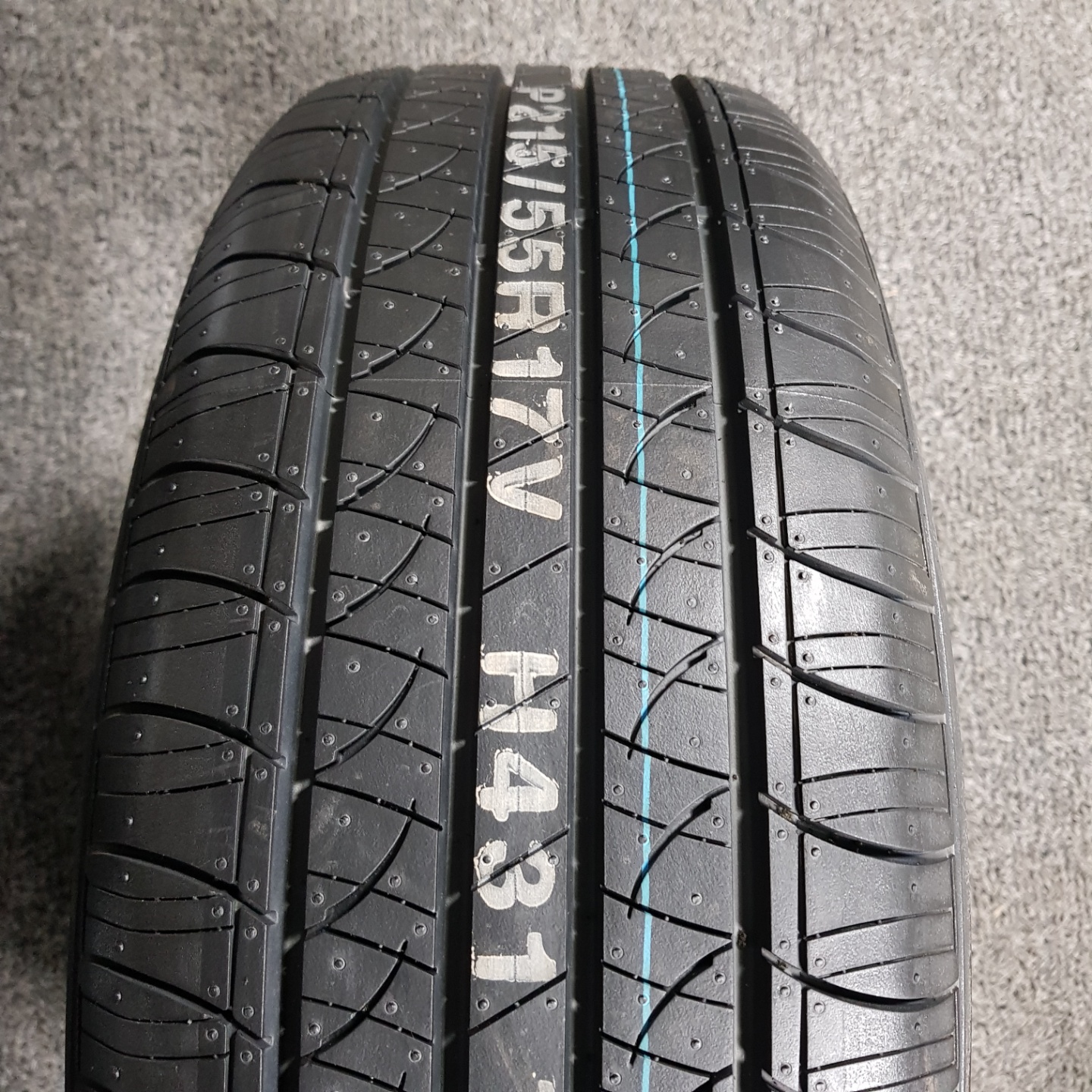 [세종 대전  중고타이어] 한국타이어 H431 OPTIMO 215/55R17 215 55 17 2155517 중고 판매 무료장착 당일발송 : 꽃보다타이어 세종 조치원점