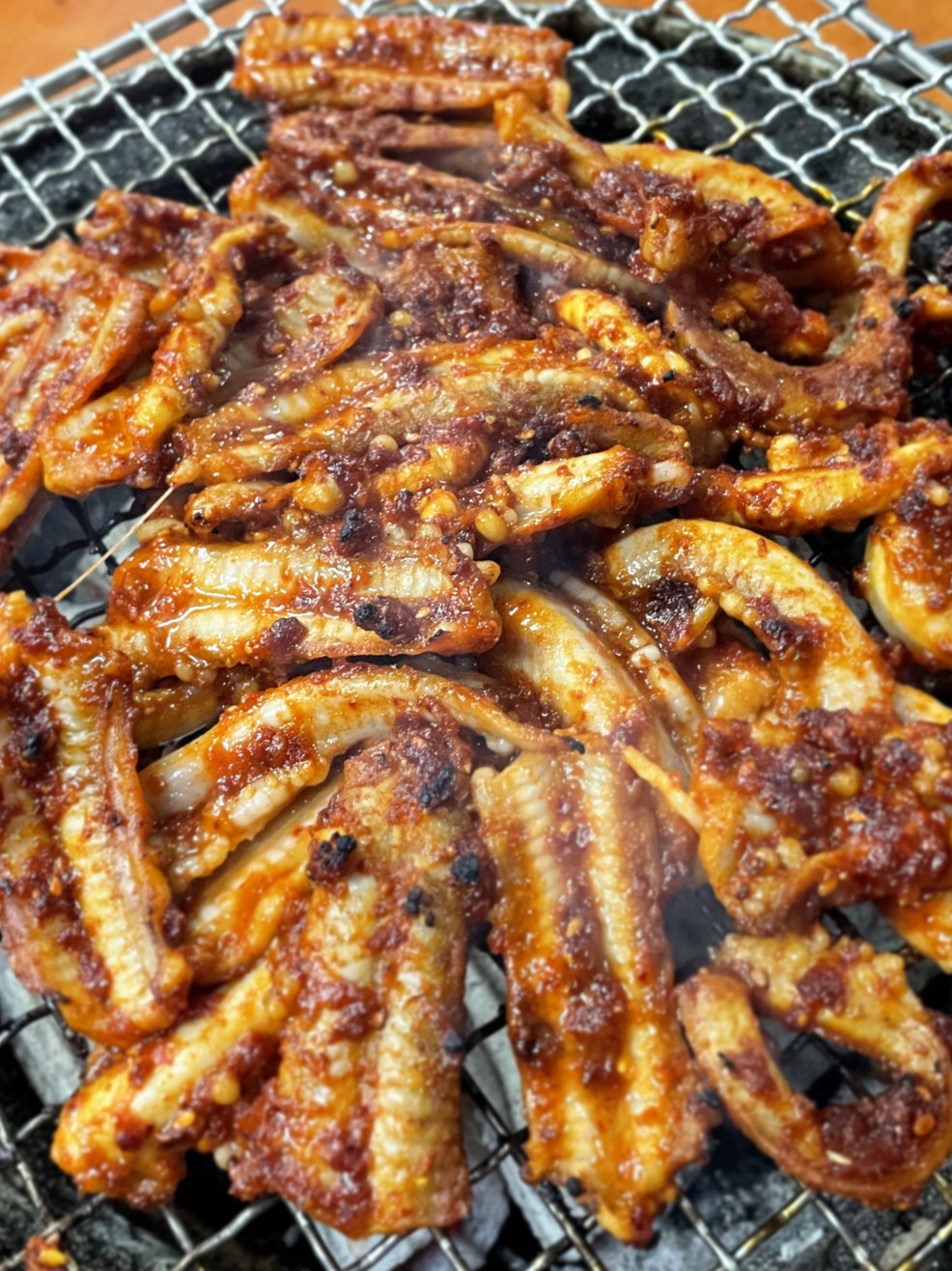 숯불 맛 가득 나사장직진꼼장어 : 나사장 직진꼼장어