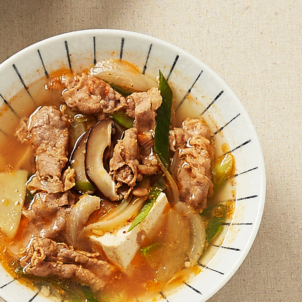 쿡솜씨 고기집 우삼겹 된장찌개 밀키트 2인분 다시마육수포함 : 쿡솜씨