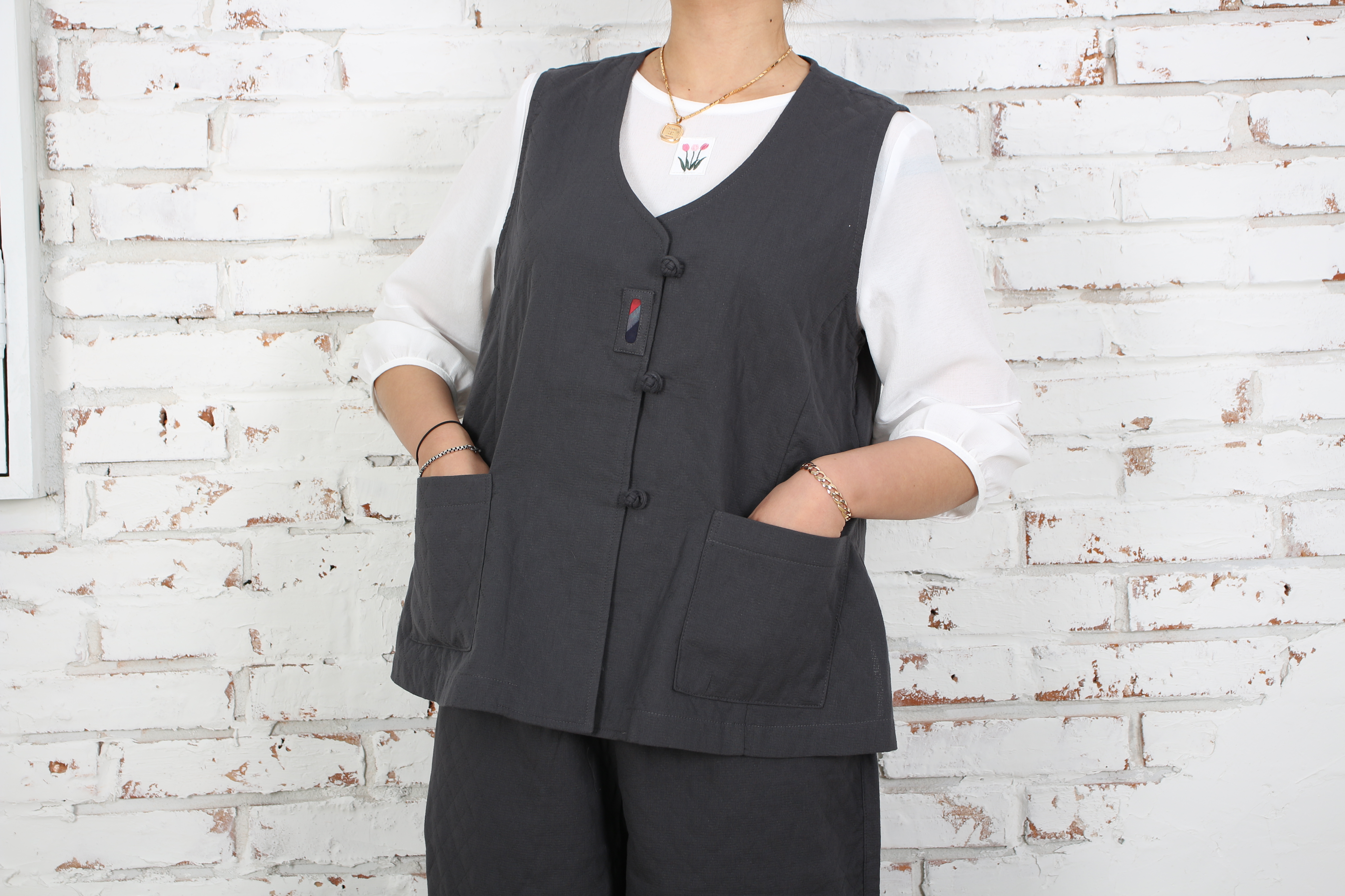 다이아 프릴 조끼바지 봄 가을 생활한복세트 개랑 계량 조끼바지한벌 절복 법복 2가지색상 : 고소은 우리옷