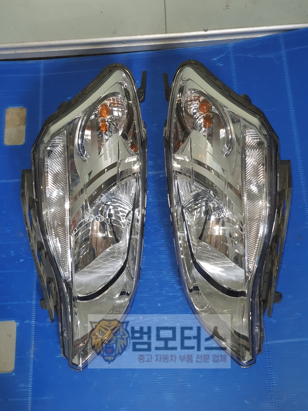 중고 쌍용 코란도C 라이트 일반 3P 운전석 조수석 전조등 헤드램프 (88101_34110 ,88102_34110) (11년~13년) : 범모터스