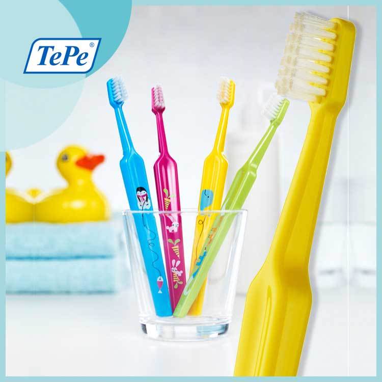 TePe 테페 유아칫솔 Mini Kids 미니 _ 첫니부터 4세까지 어린이용 (색상, 디자인랜덤) : TePe 칫솔 아이덴탈