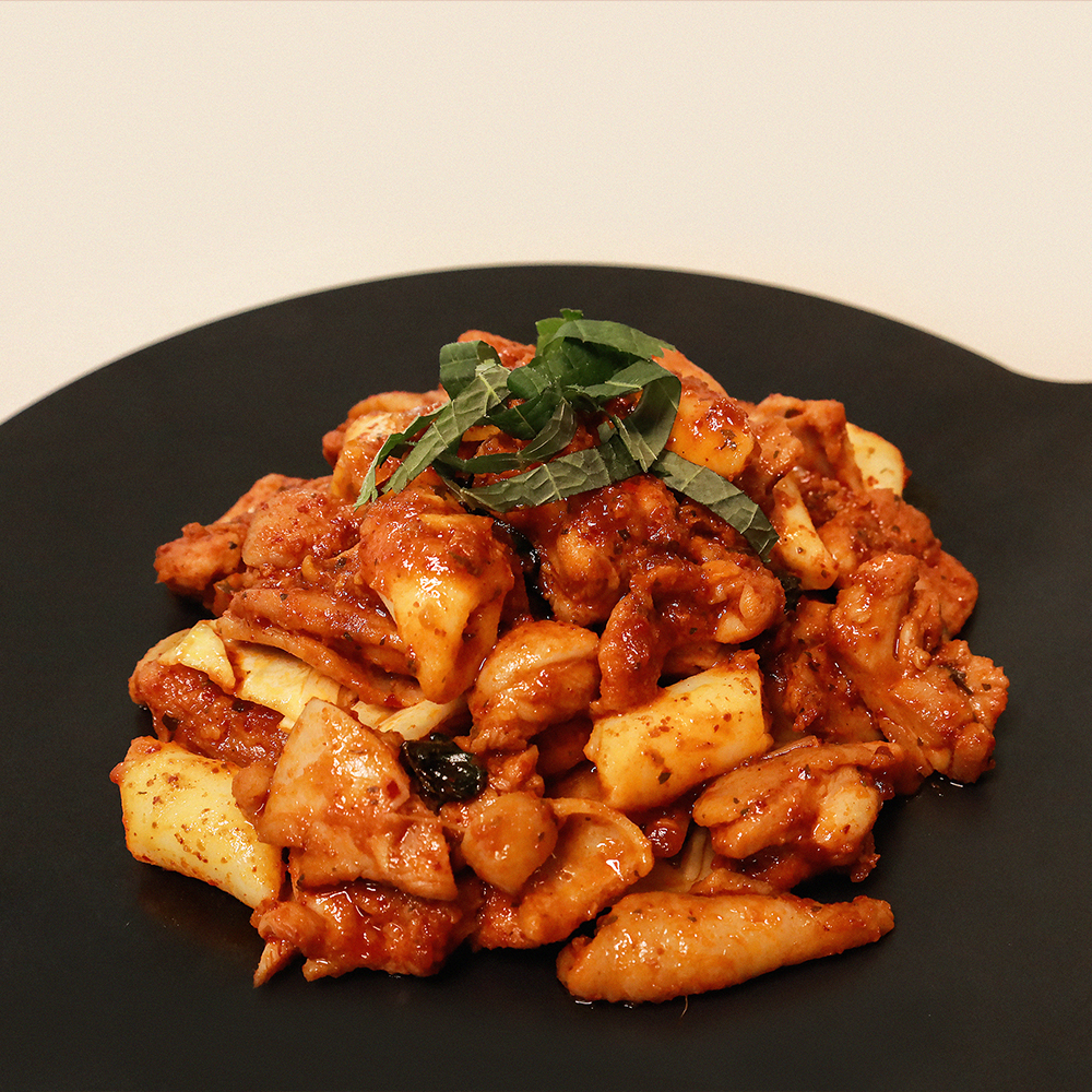 춘천 숯불 양념 간장 닭갈비 택배 넓적다리 캠핑 먹거리 음식 소문난고기 밀키트 : 셀링브라더스