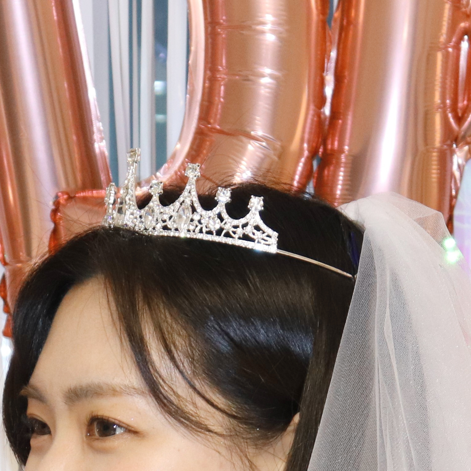 브라이덜샤워 소품 풍성한베일 기본 숏베일 순백 부드러운 면사포 셀프웨딩 헤어장식 만삭스냅 : 하이루씨 Hi-Lucy