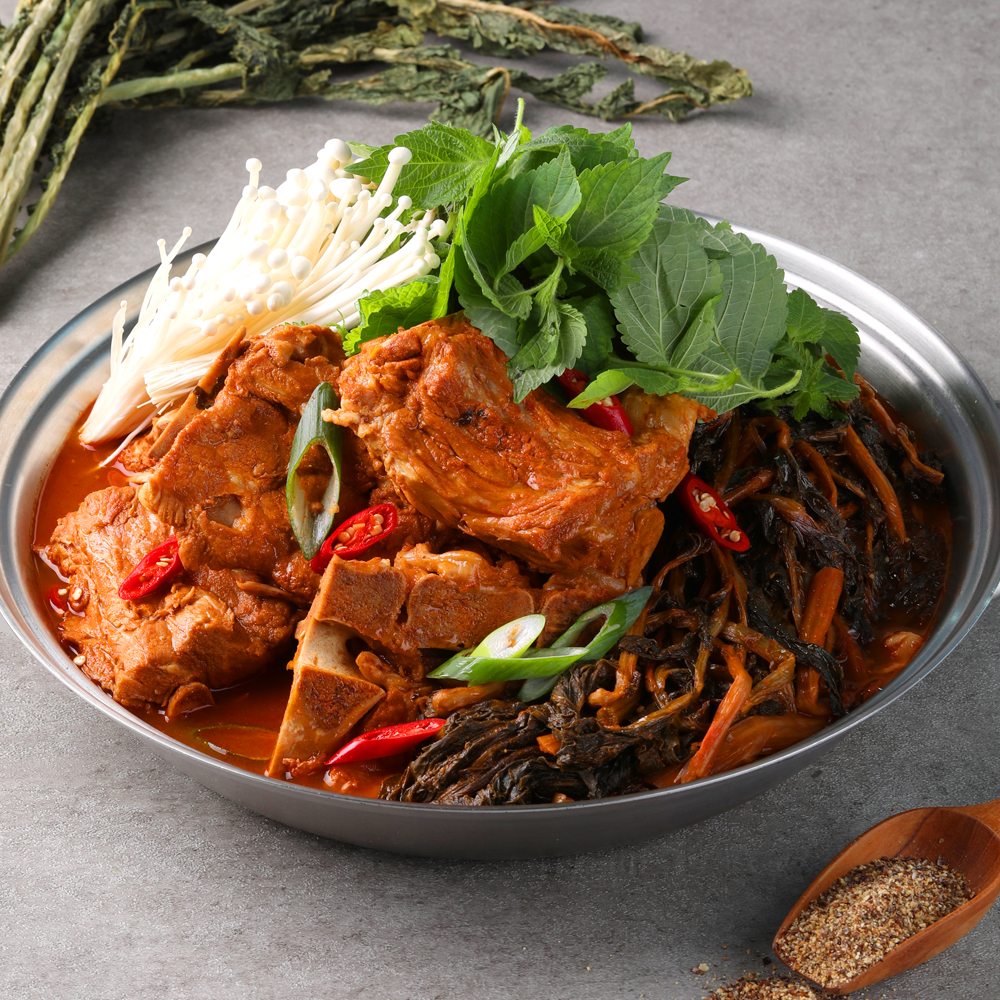 전원집 감자탕 3kg (넉넉한 3인분) 뼈다귀해장국 뼈해장국 생생정보 방영 국내산 등뼈 : 전원집 감자탕