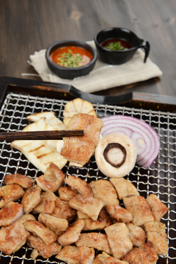 불노리 납작두껍 돼지막창 500g+500g 된장소스1개포함  : 막창의 기준 불노리생막창