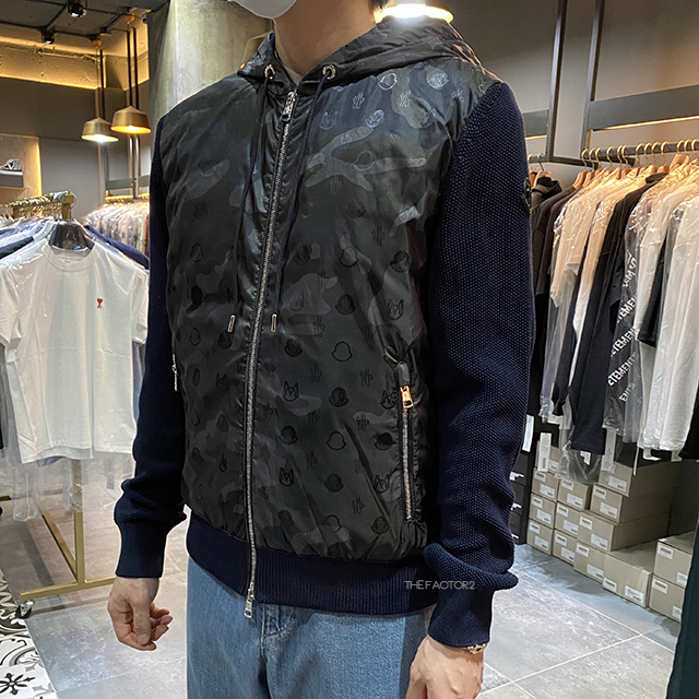 [논현 더팩토리](당일) [MONCLER] 몽클레어 남성 로고 패치... 니트 다운 패딩 자켓 / 블랙 (9B52315 V9185 990) : 논현 더팩토리 명품편집샵