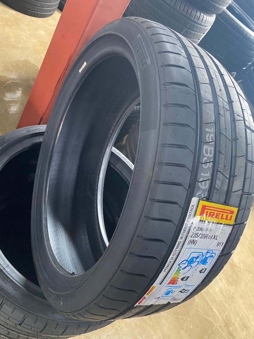 피렐리타이어 235 35 19  피제로 PZ4 2353519 NH  : 타이어 24시