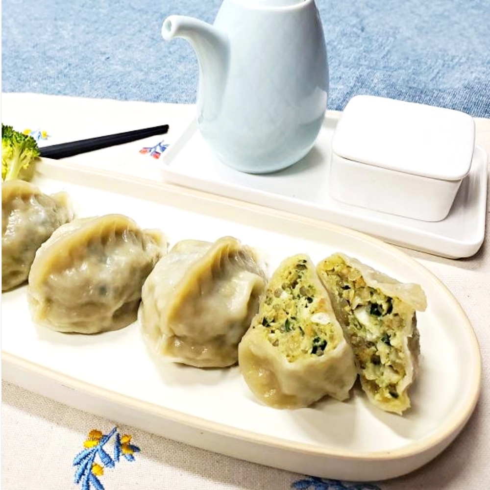 [할매손만두] 쫄깃한 찰진 잎새 고기만두 맛있는 찰진잎새 김치만두 (1kg) : 다가옴