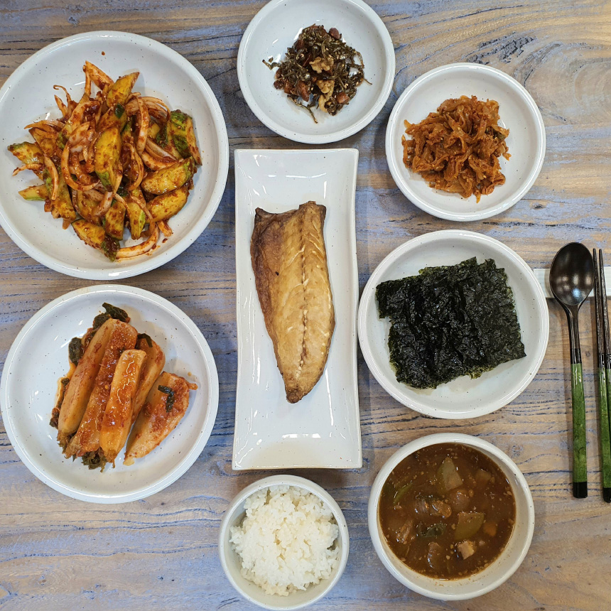 백자 싸고예쁜 핸드메이드 도자기 원찬기 반찬그릇 1호 : 보산토기