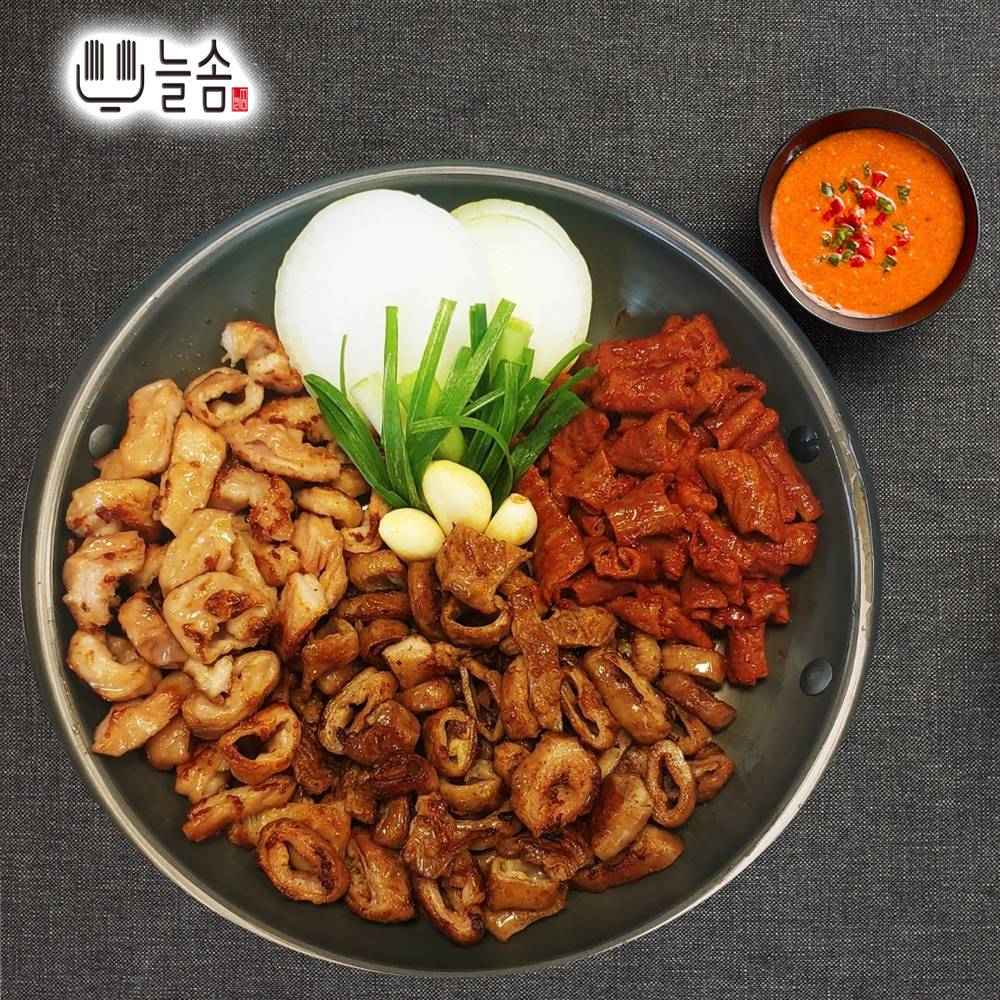 [늘솜씨좋은] 돼지 생 훈제 막창 곱창 닭발 불고기 껍데기 5종 소스포함 500 400 300g : 늘솜씨좋은