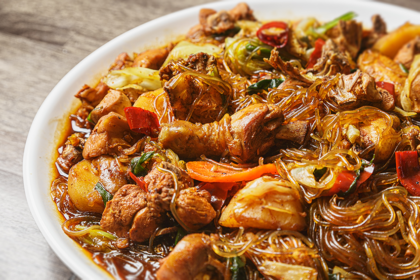 안동 구시장 사대부 家 맵짠 찜닭/ 찜닭을 집에서도 맛있고 간단하게 캠핑 밀키트 2-3인용 : 안동사대부찜닭