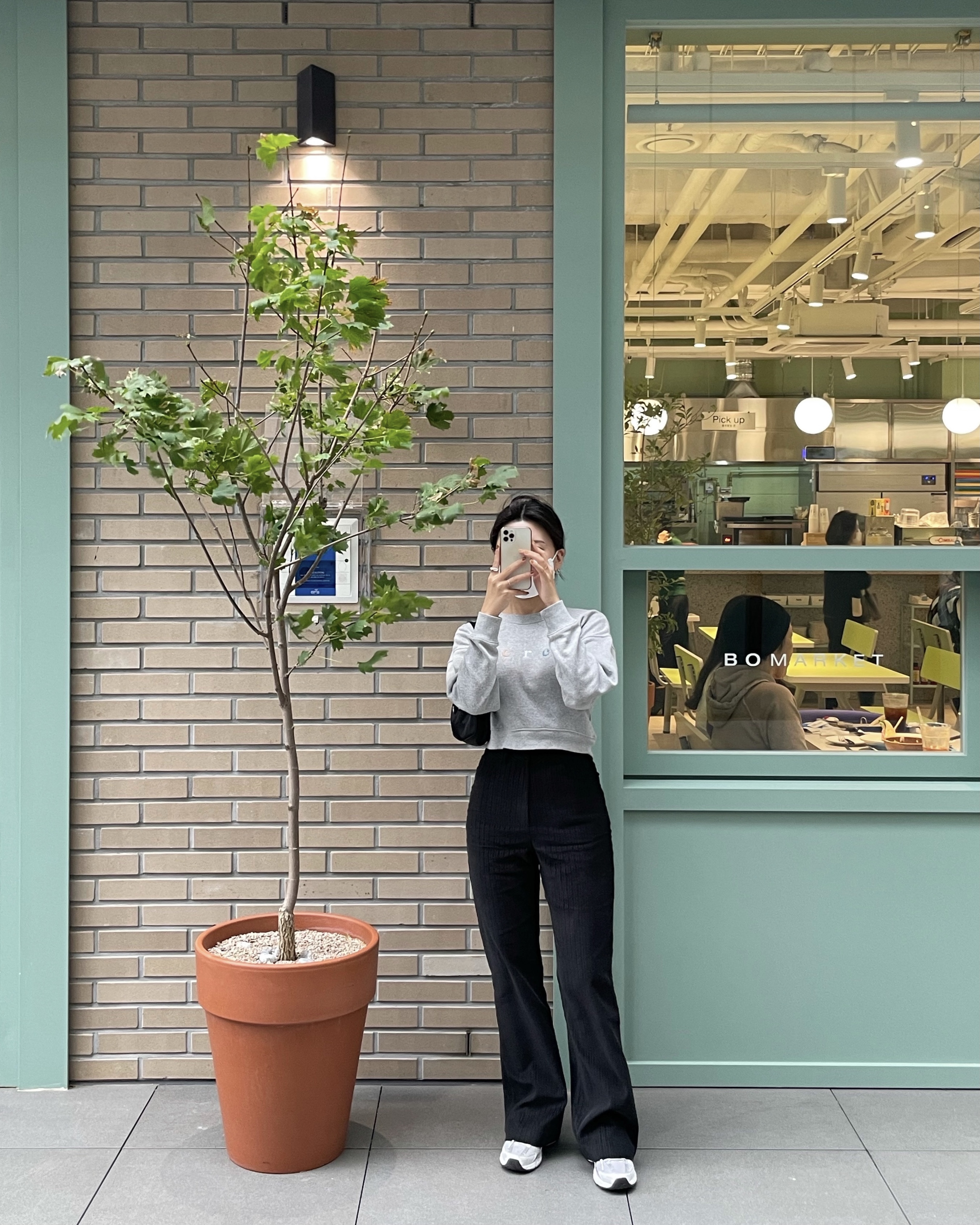 Corduroy boots cut PT 부츠컷 골덴 코듀로이 팬츠 : 드브니르 Devenir