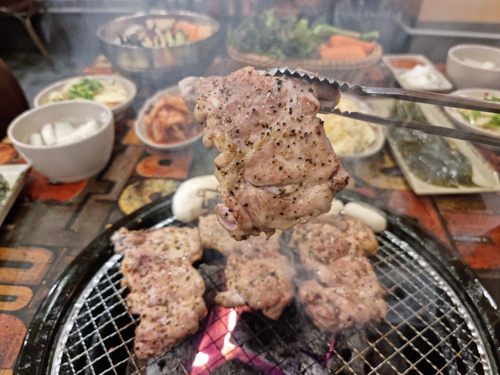19년전통 남이섬꼬꼬 소금구이 숯불 닭갈비 800g : 남이섬꼬꼬춘천닭갈비
