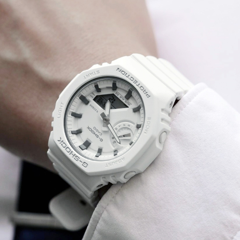 지샥 지얄오크 42mm 미니 사이즈 디지털 전자손목시계 화이트 : HighEnd