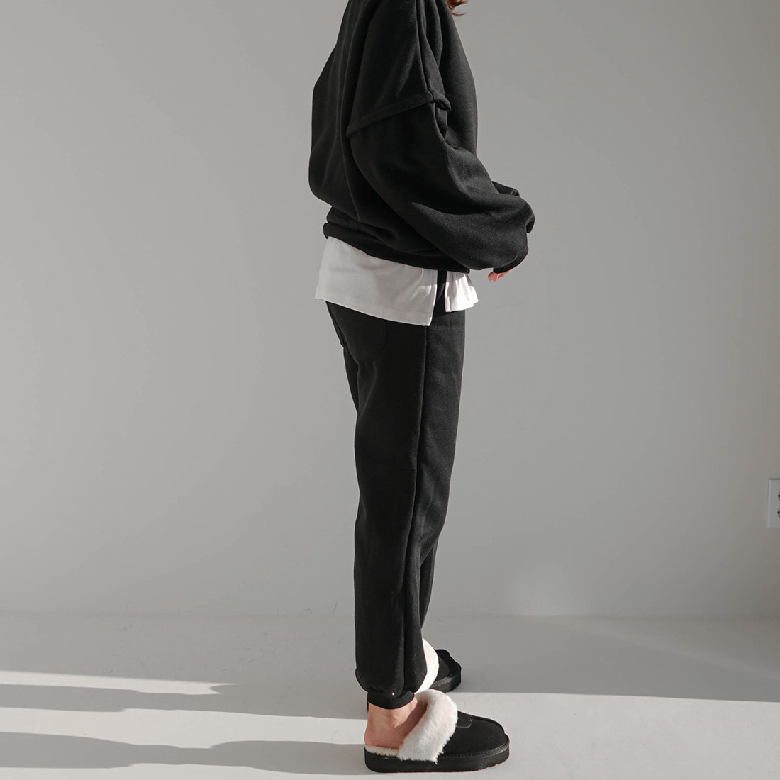 캔디 루즈핏 여성 기모 트레이닝세트 : 옷걸