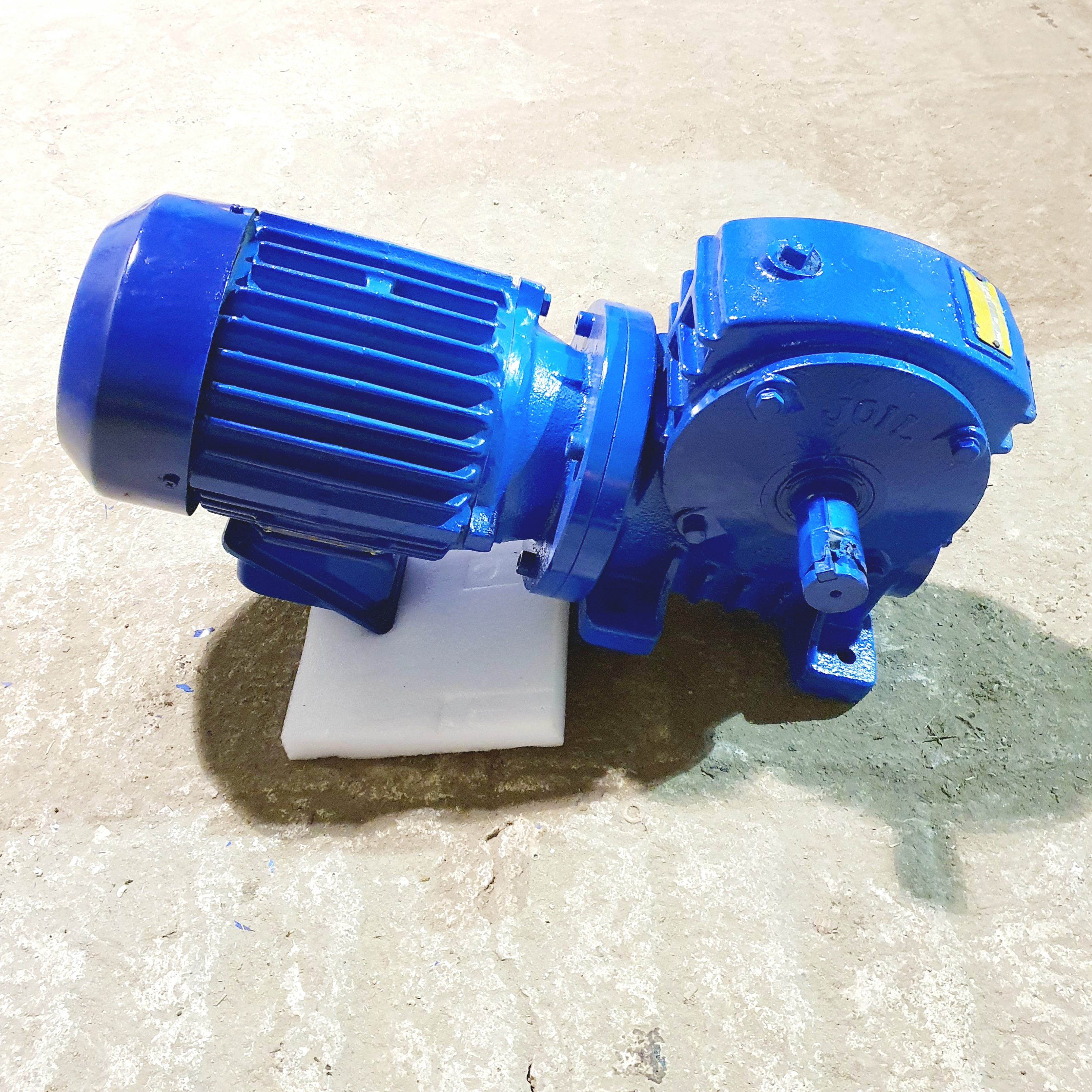 [감속기] 효성 조일 / 2HP(마력) / 1.5KW / 1:60 / 기어드모터 / GEARED MOTOR : 에이제이 중고