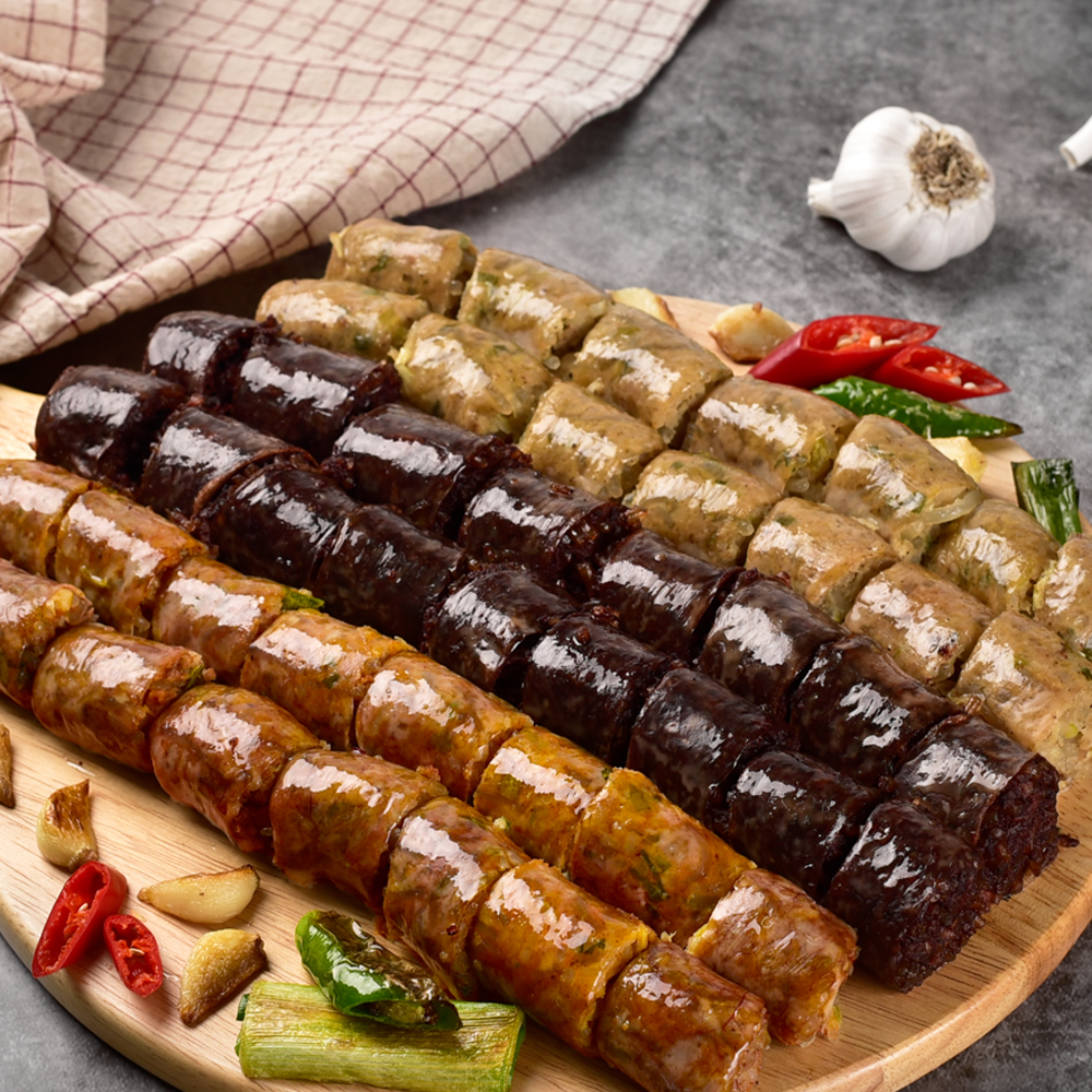 [또순이] 백-양념순대곱창 1kg-2인분1+1 총4인분 쫄면 깻잎 야채 소스 풀구성 : 신림동 또순이