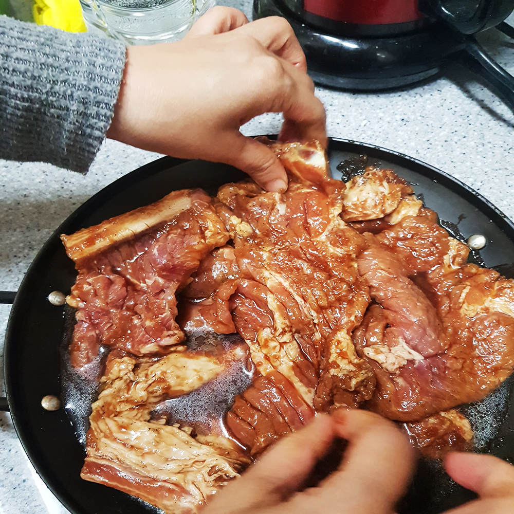 국내산 돼지로 만든 수제 양념 돼지갈비 갈비찜 포갈비 450g 900g : 갈비아저씨