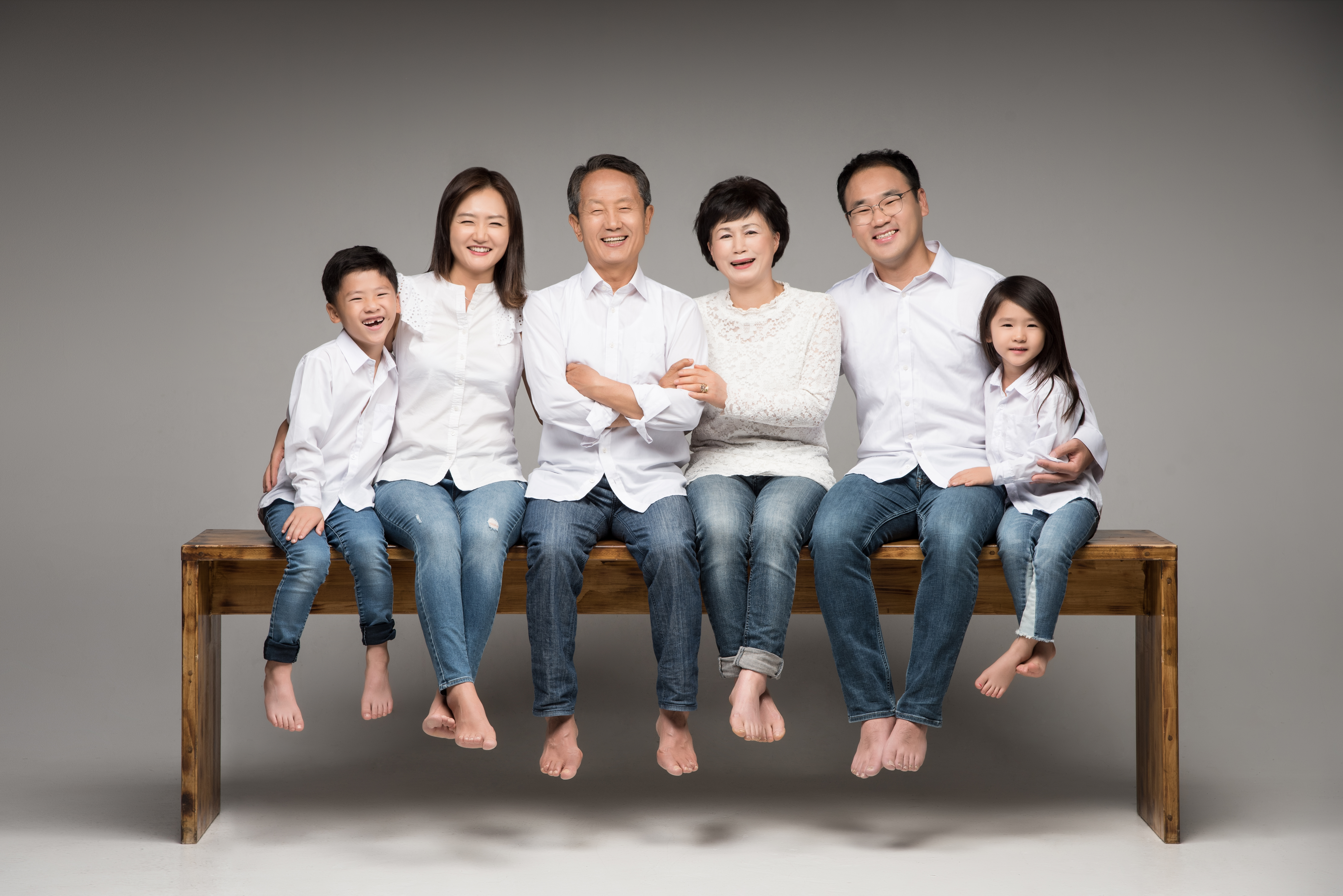 마석 가족사진 리마인드 웨딩 전문 스튜디오 촬영 액자 부모님 선물 : 대진사진관