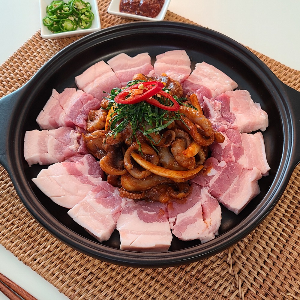 푸드펀 쭈꾸미 삼겹살 볶음 500g : 하울Food