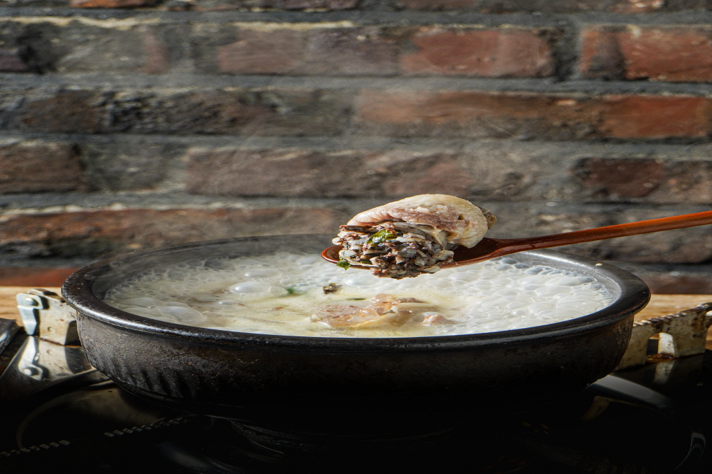 [정남옥] 100% 제주고기 수제순대 순대국 순댓국 순대국밥 전국구 순대맛집 : 라움 이야기