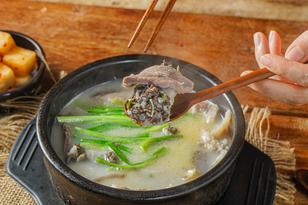 [정남옥] 100% 제주고기 수제순대 순대국 순댓국 순대국밥 전국구 순대맛집 : 라움 이야기