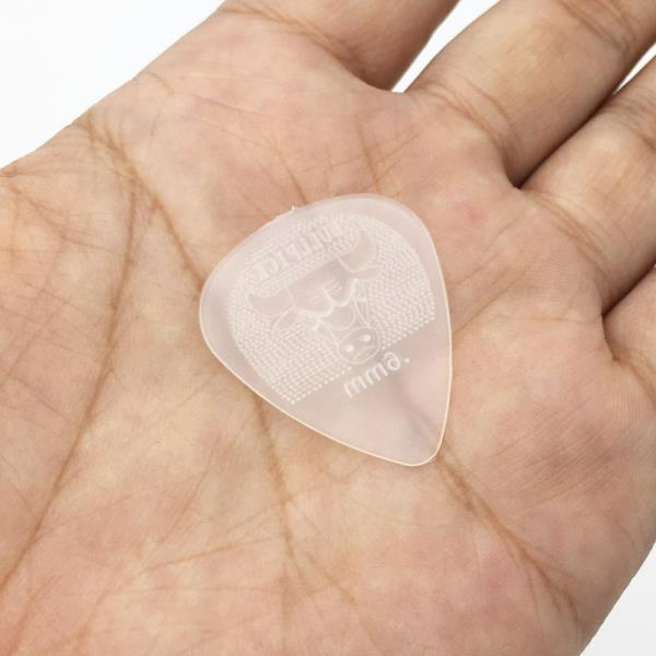 TH황소 머리 0.6mm 0.73mm 기타 픽, 슈퍼 내구성 나일론 미끄럼 방지 디자인, 중재자 어쿠스틱 일렉트릭 기타 스트링 스트럼, 12 개... 