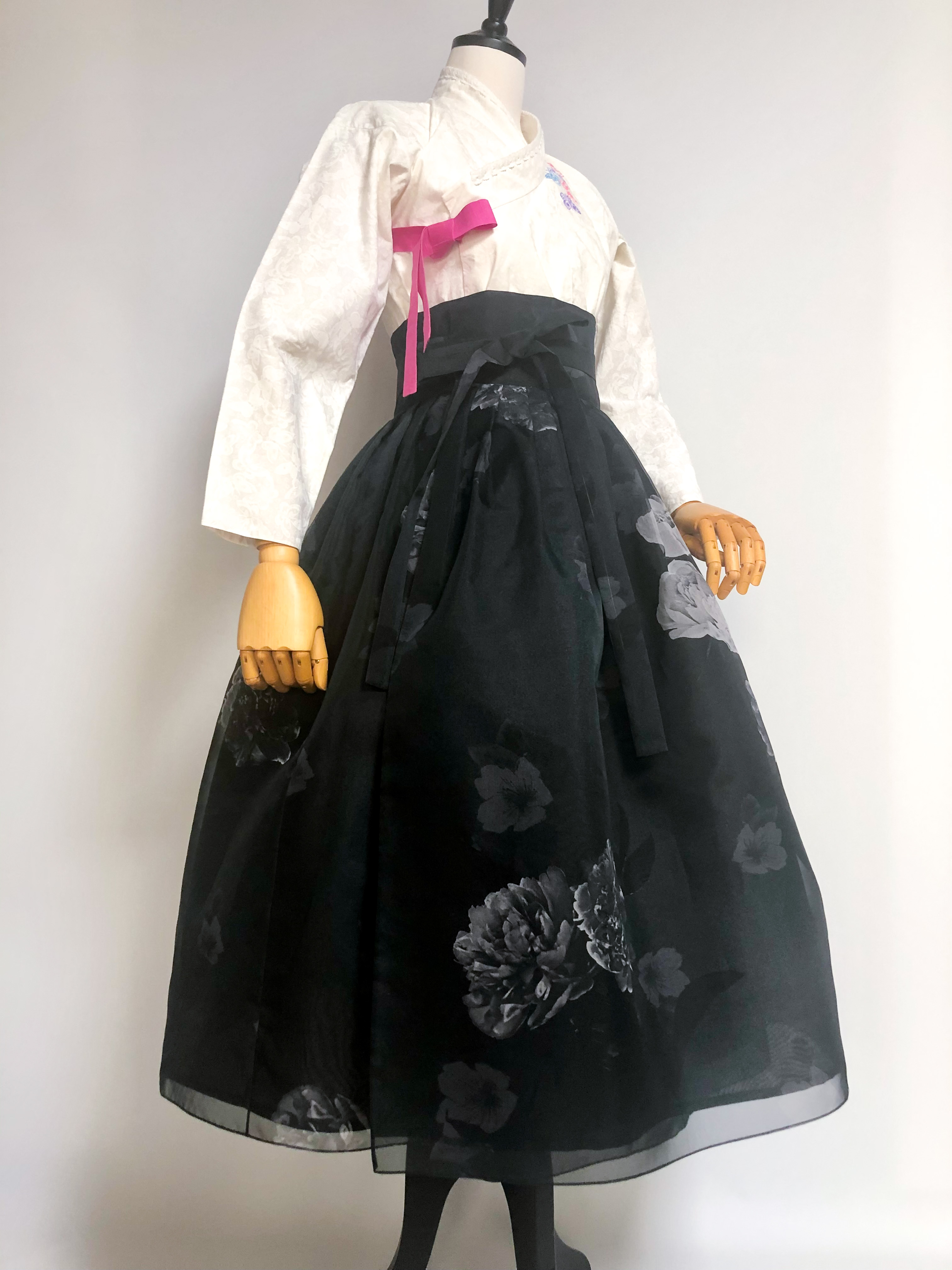 생활한복 모란로즈 블랙 허리치마 : 단미의 바늘꽃이야기