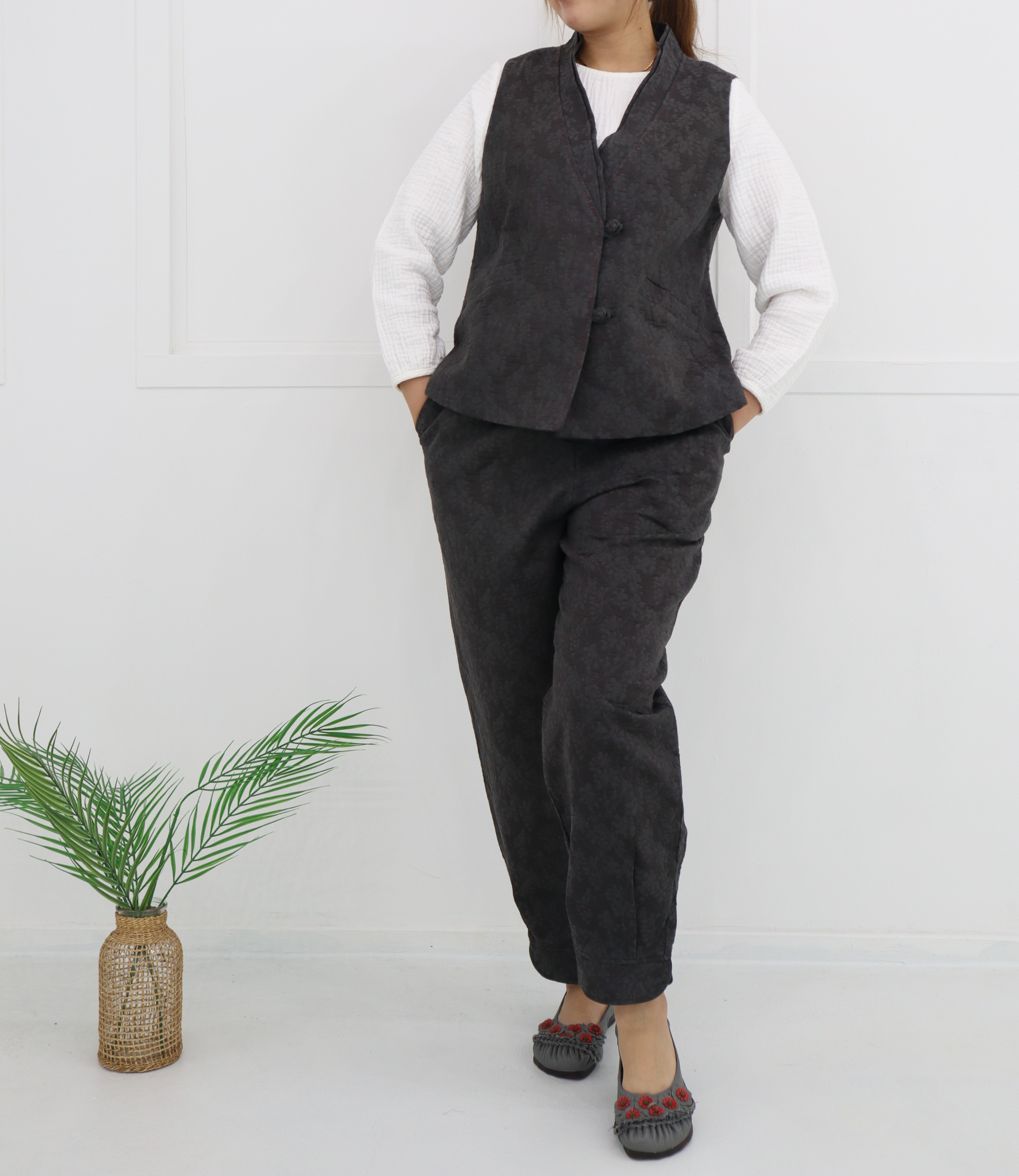 자갸드프릴조끼바지 여자절복조끼 여성개량한복 생활한복 법복한벌세트 3가지색상 : 고소은 우리옷